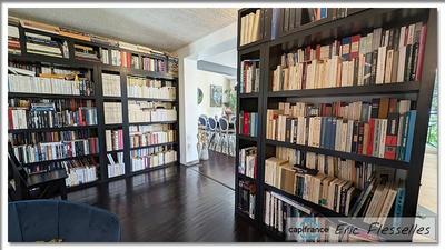 Maison - 208 m² - 9 pièces