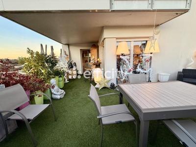 Appartement - 70 m² - 3 pièces