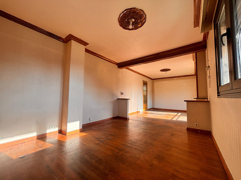 Maison - 100 m² - 6 pièces