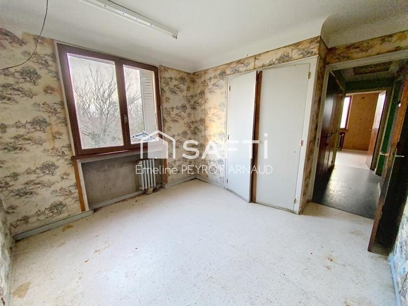 Maison - 92 m² - 4 pièces