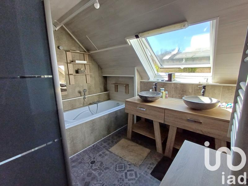 Maison - 105 m² - 5 pièces