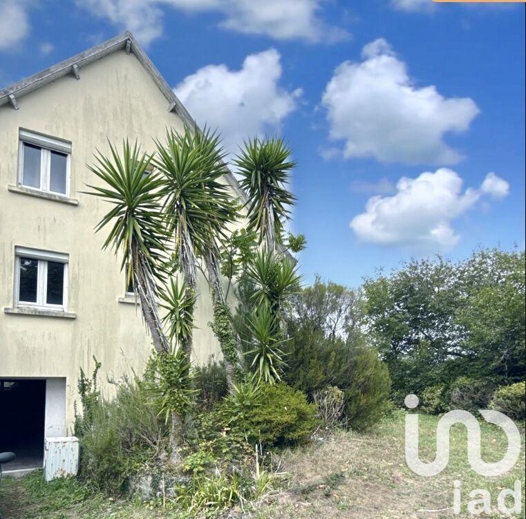 Maison - 150 m² - 11 pièces