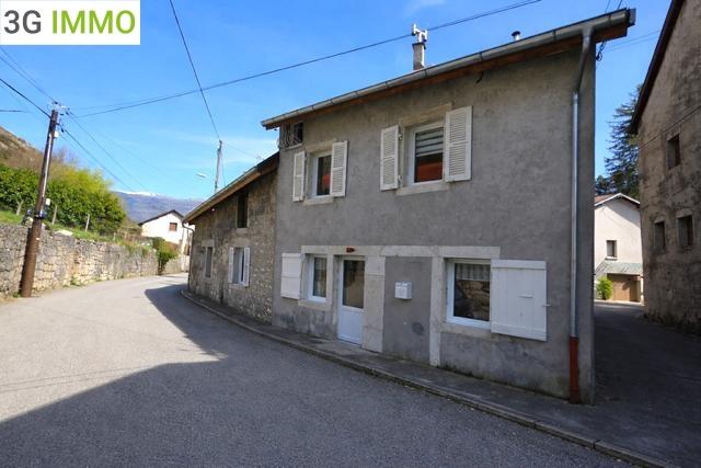 Maison en pierre - 88 m² - 4 pièces