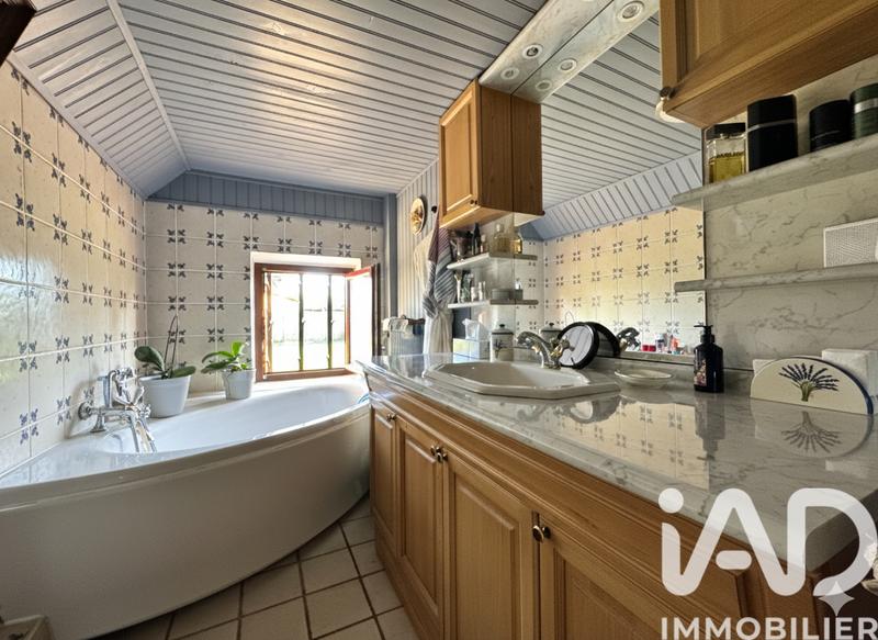 Maison - 95 m² - 4 pièces