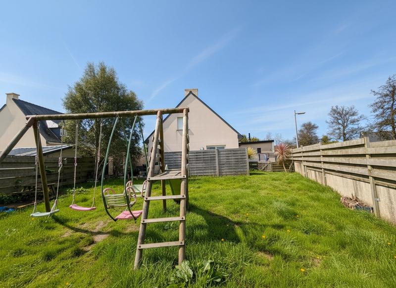 Maison - 101 m² - 6 pièces