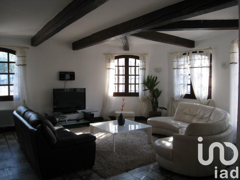 Maison - 330 m² - 8 pièces