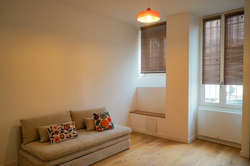 Appartement - 210 m² - 6 pièces