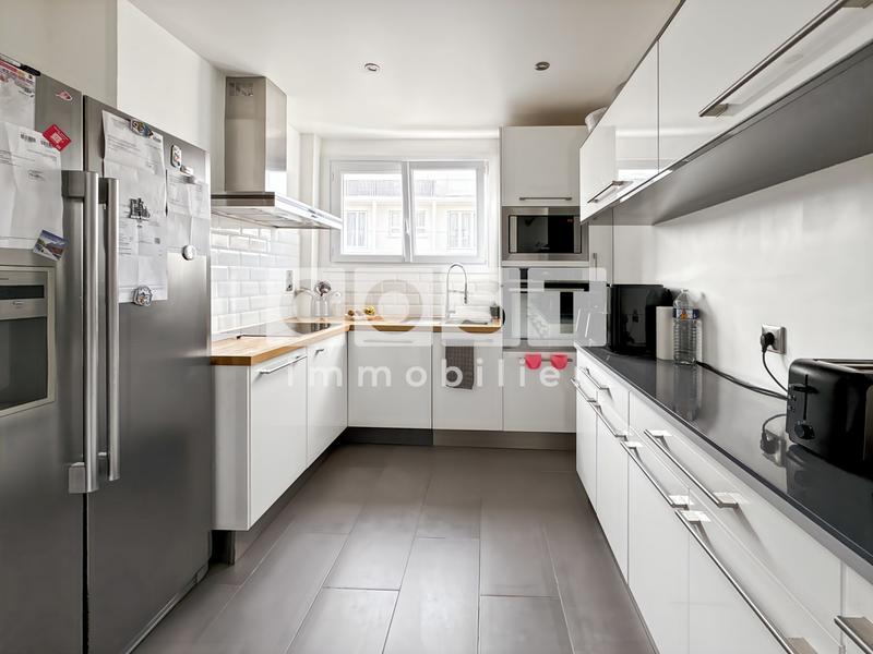 Appartement - 77 m² - 4 pièces