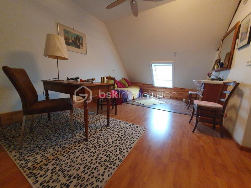 Maison - 158 m² - 8 pièces