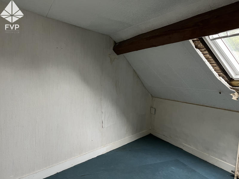 Maison - 97 m² - 6 pièces