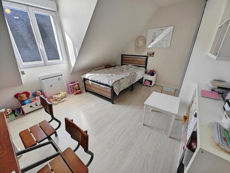 Maison - 265 m² - 12 pièces