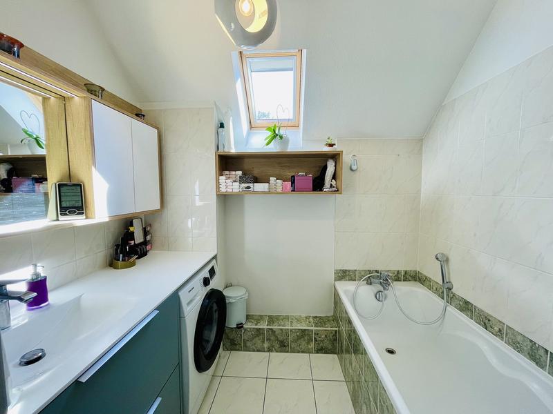 Maison contemporaine - 104 m² - 5 pièces