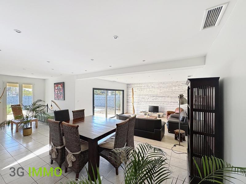 Maison - 117 m² - 5 pièces