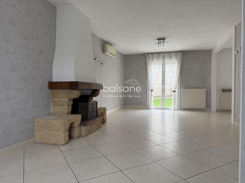 Maison - 96 m² - 6 pièces