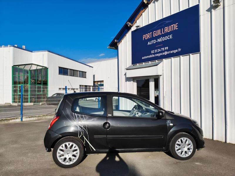 Renault Twingo II Initial Paris 1.2 essence 102ch