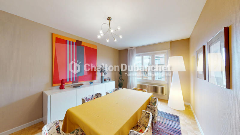 Appartement - 100 m² - 4 pièces