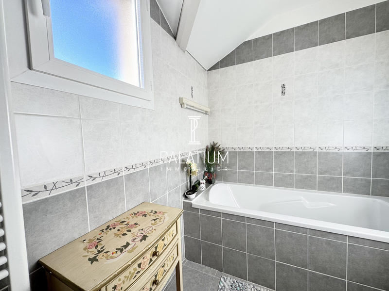 Duplex - 110 m² - 5 pièces