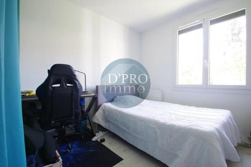 Maison - 104 m² - 6 pièces