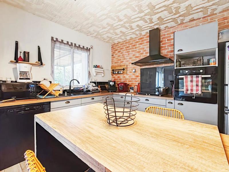 Maison - 137 m² - 5 pièces