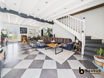 Maison - 180 m² - 7 pièces