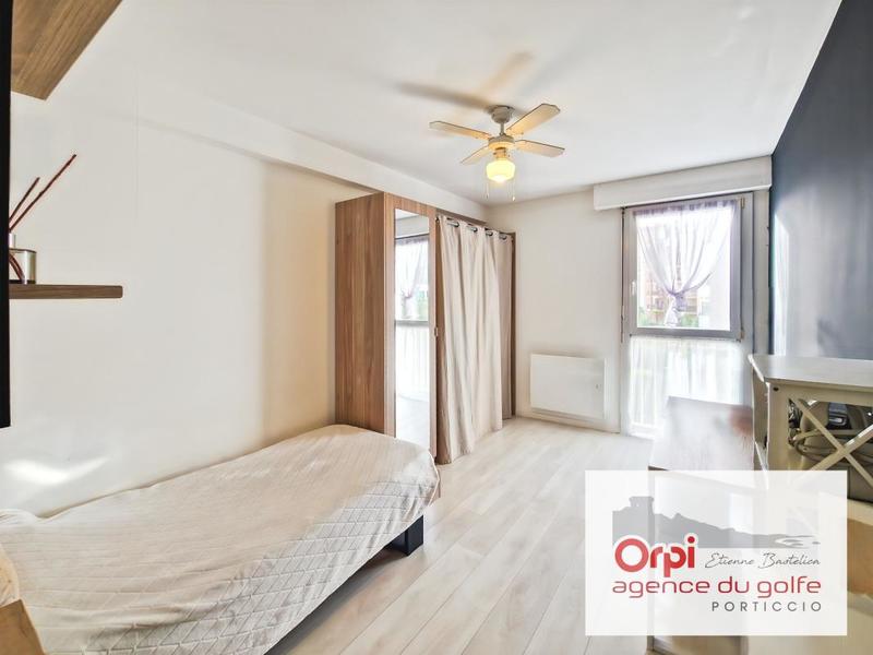 Appartement - 96 m² - 4 pièces