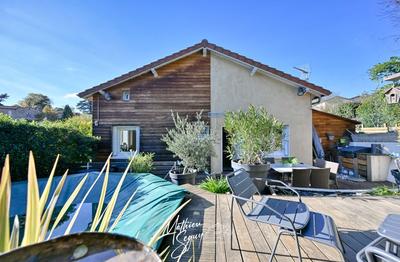 Maison - 107 m² - 5 pièces