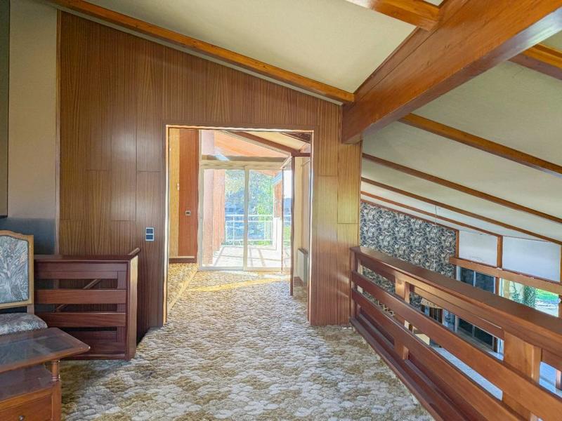 Propriété - 344 m² - 9 pièces