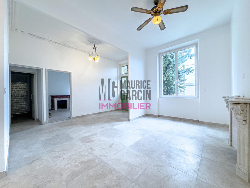Maison - 180 m² - 4 pièces