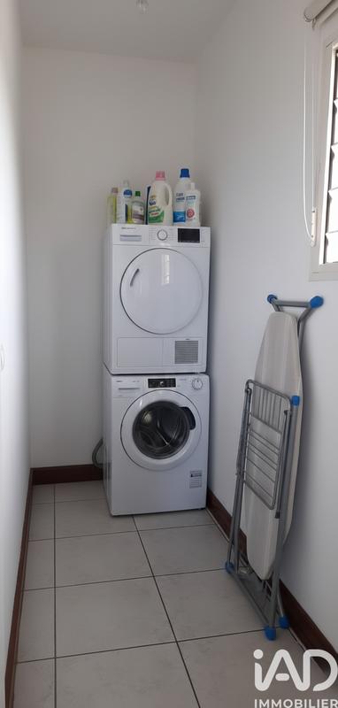 Maison - 241 m² - 9 pièces