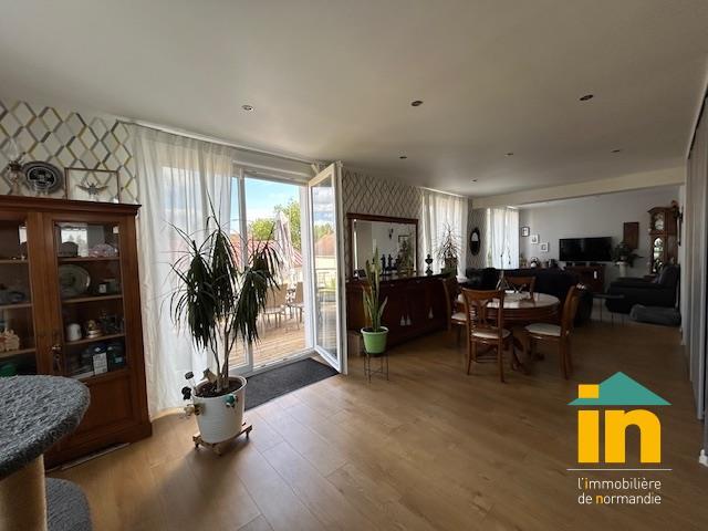 Maison de ville - 145 m² - 5 pièces