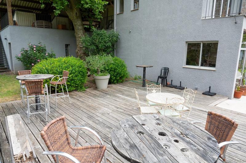 Maison - 750 m² - 16 pièces