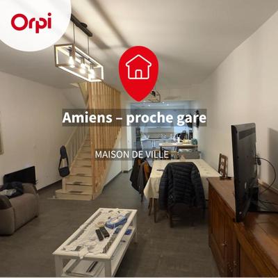 Maison - 90 m² - 4 pièces