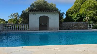 Mas - 294 m² - 13 pièces