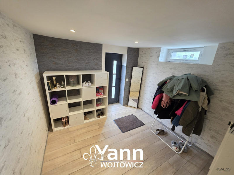 Maison - 98 m² - 5 pièces