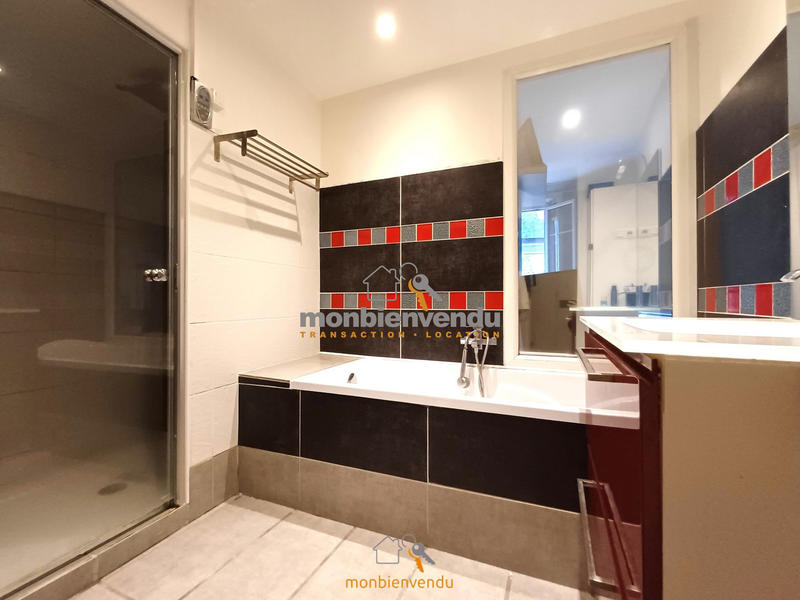 Appartement - 82 m² - 3 pièces