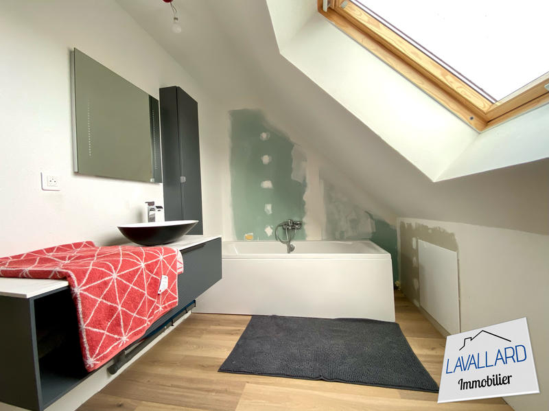 Maison contemporaine - 122 m² - 5 pièces