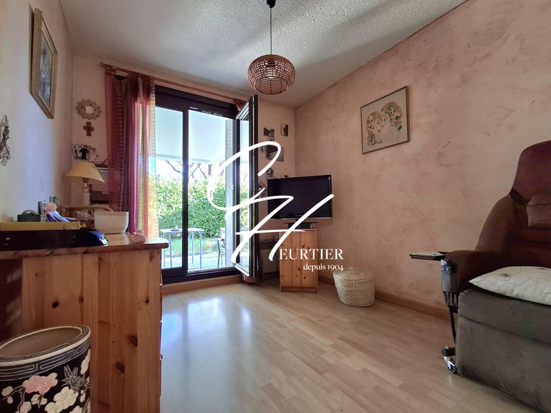 Appartement - 96 m² - 5 pièces