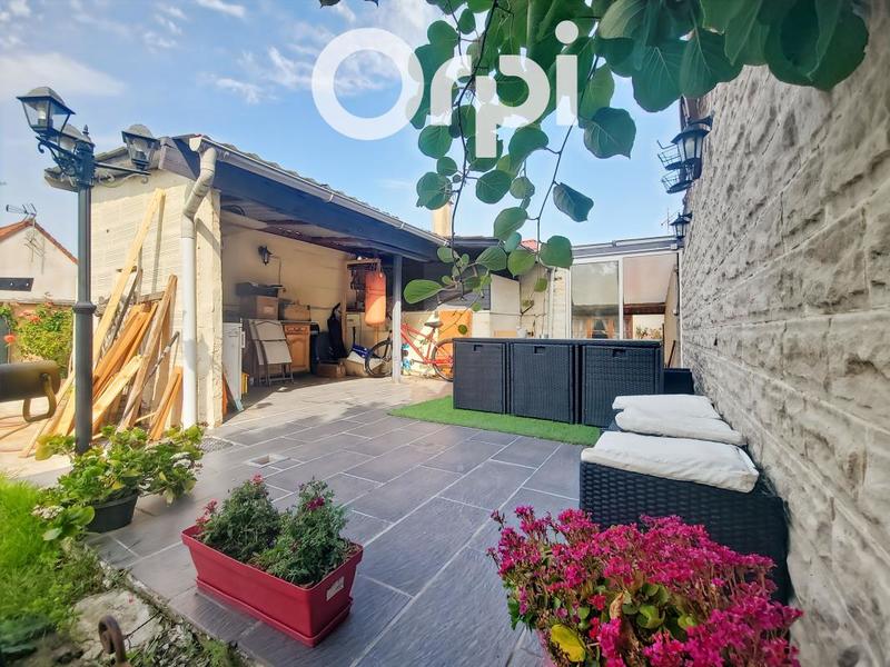 Maison - 102 m² - 4 pièces