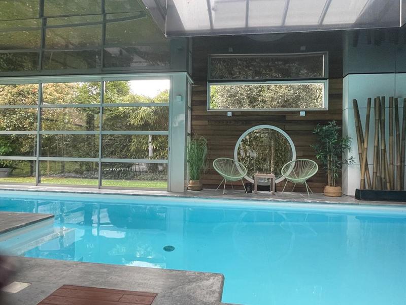 Demeure - 315 m² - 9 pièces