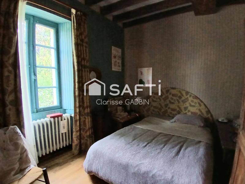 Maison - 367 m² - 13 pièces