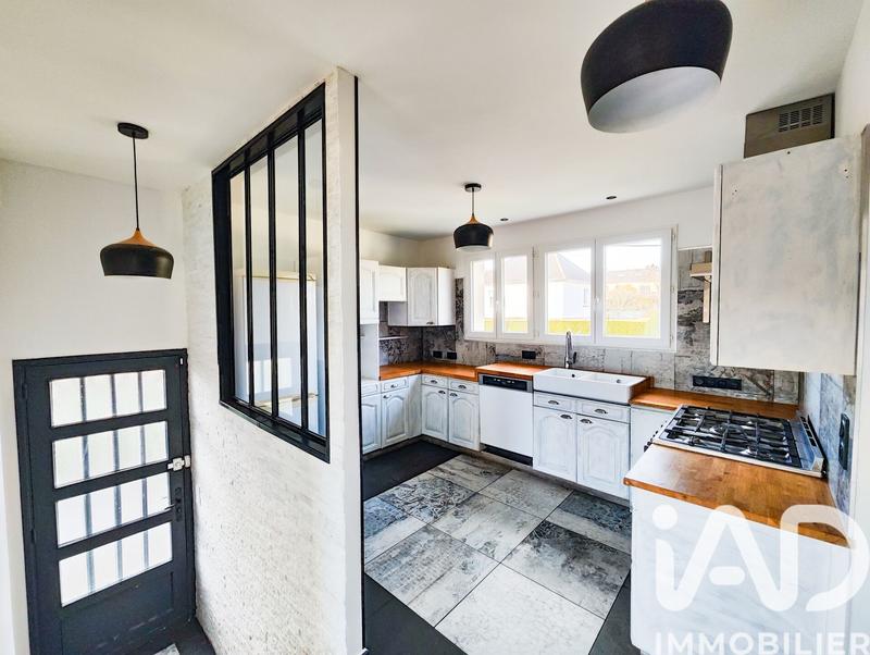 Maison - 137 m² - 6 pièces