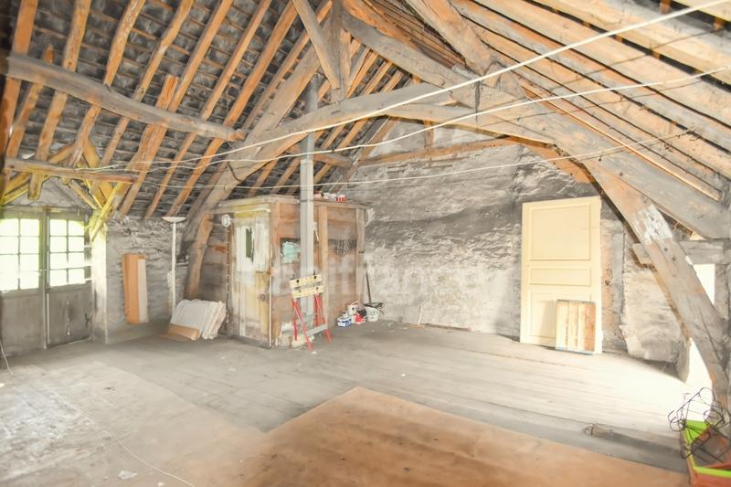 Maison - 99 m² - 5 pièces