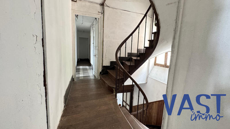 Maison ancienne - 226 m² - 7 pièces