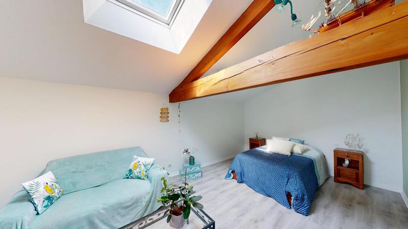 Maison - 265 m² - 7 pièces