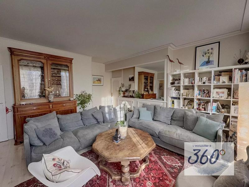 Appartement - 150 m² - 4 pièces