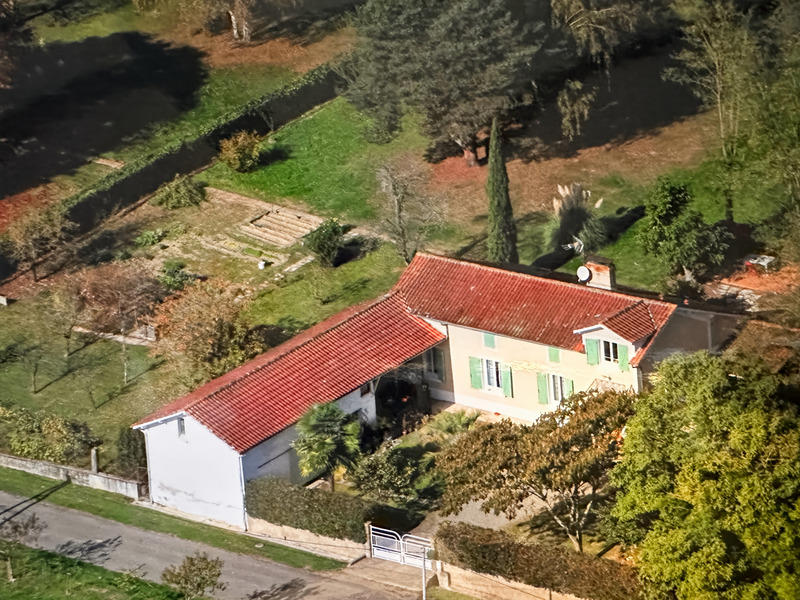 Maison en pierre - 155 m² - 5 pièces