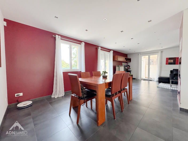 Maison - 145 m² - 4 pièces