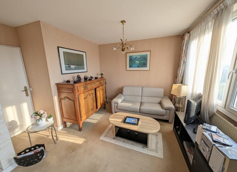 Appartement - 105 m² - 4 pièces