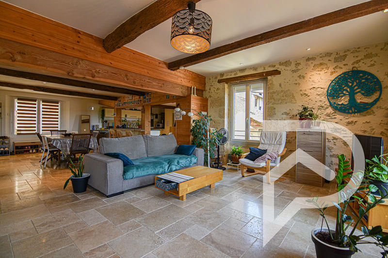 Maison - 142 m² - 5 pièces