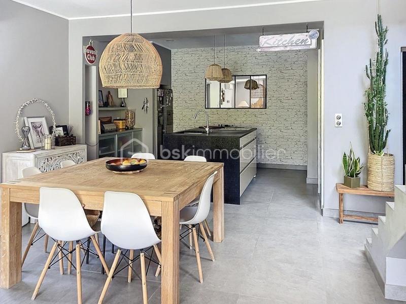 Maison - 133 m² - 4 pièces